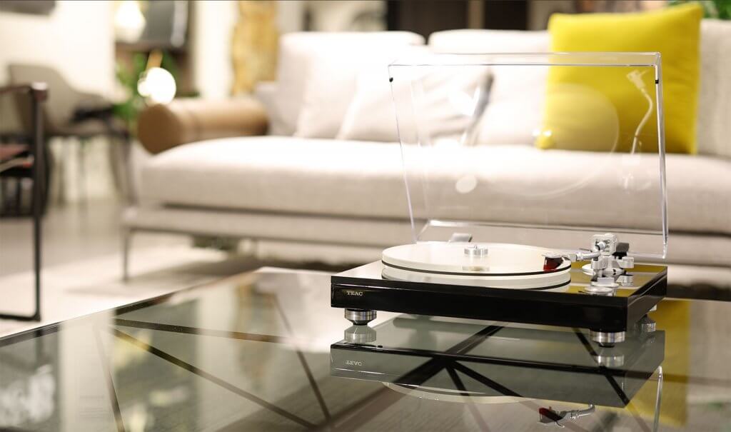 TEAC TN-5BB turntable